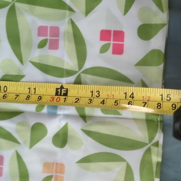 Tote - Light Weight - Picture 3 of 4